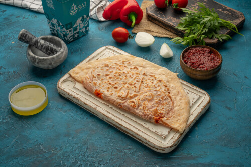 Image for 'منقوشة محمرة مع قشقوان' Item